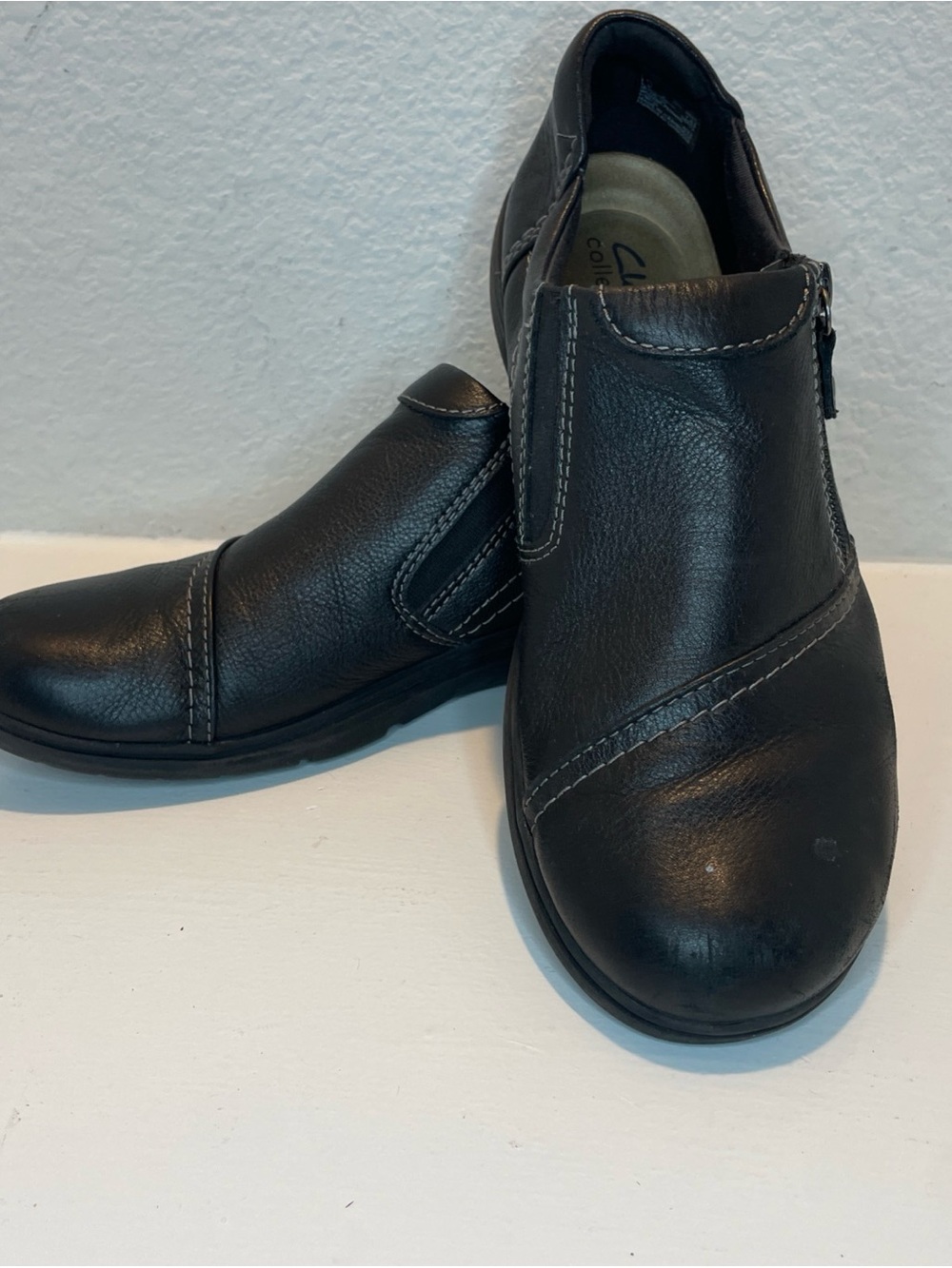 Clarks Women’s Black Slip-On Leather Loafers